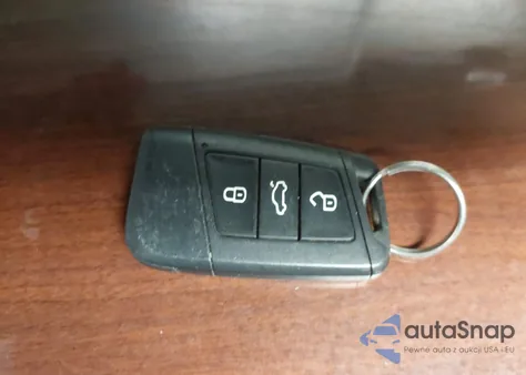 2019 Volkswagen Jetta 1.4T Sel Premium from USA, damaged, VIN 3VWG57BU5KM013509